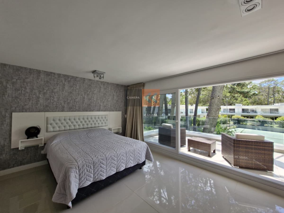 Casa en venta en complejo Solanas