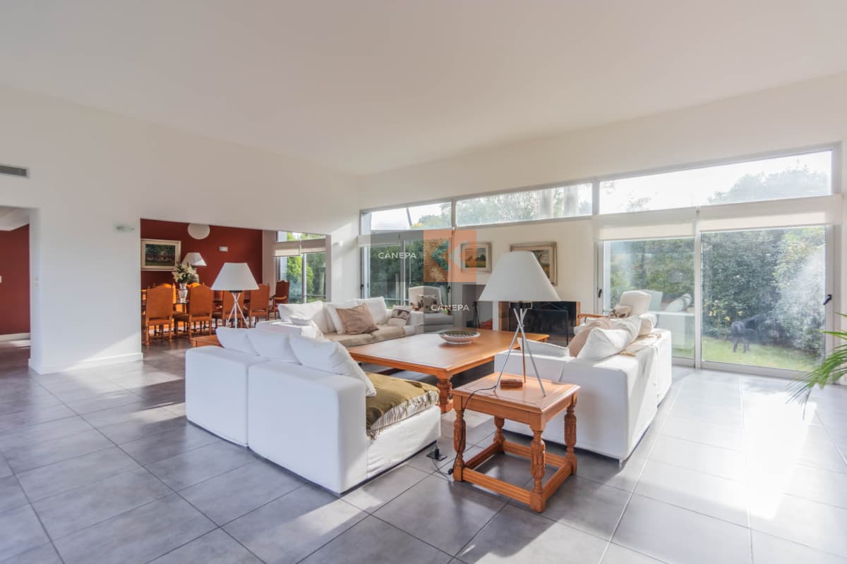 Excelente casa a la venta en la Arbolada