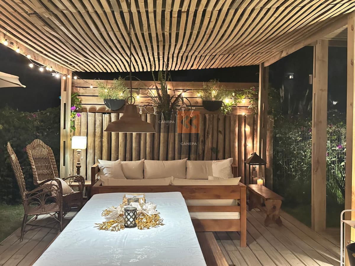 Casa ubicada en Montoya Alquiler disponible segunda de Enero y Febrero