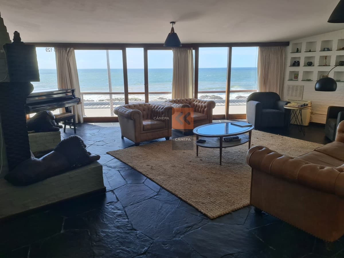 casa frente al mar peninsula punta del este
