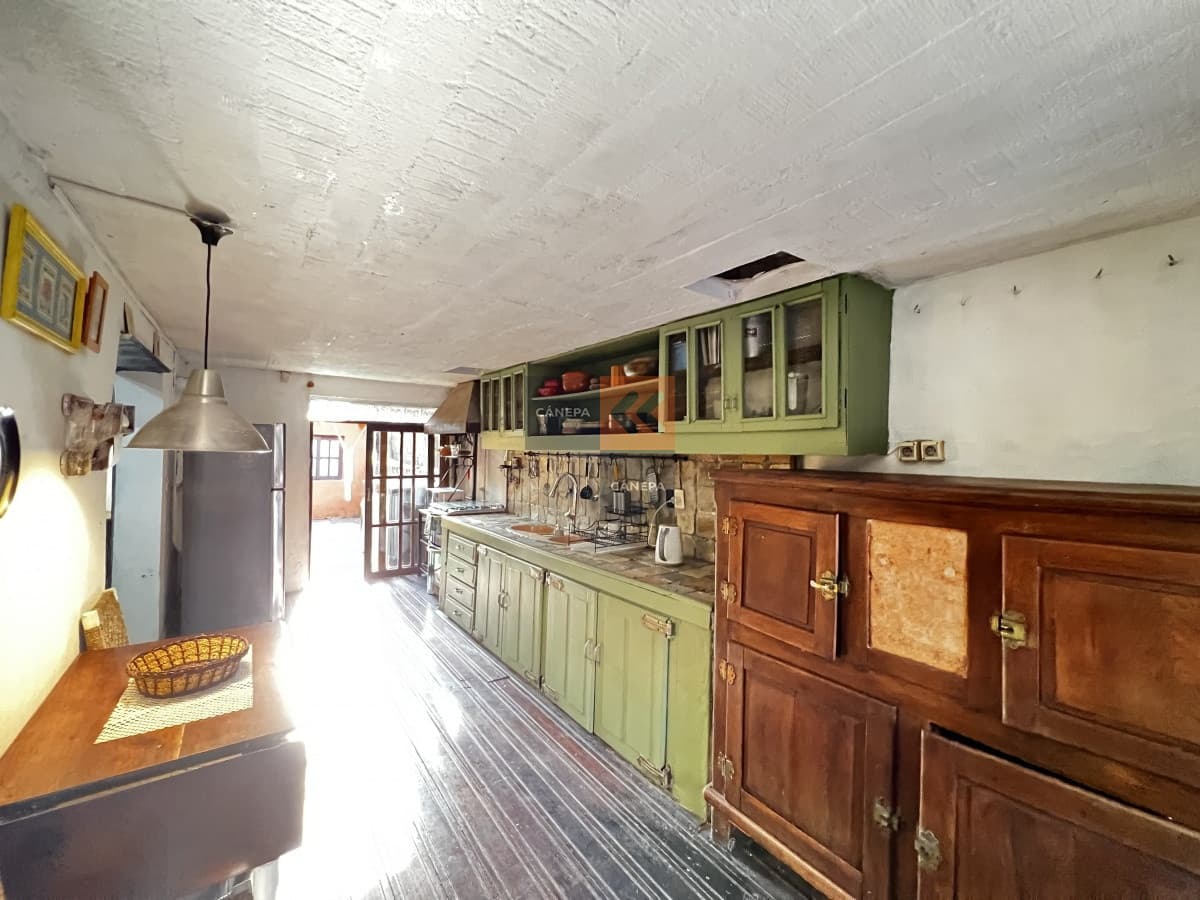 Hermosa casa en la 36 de la mansa