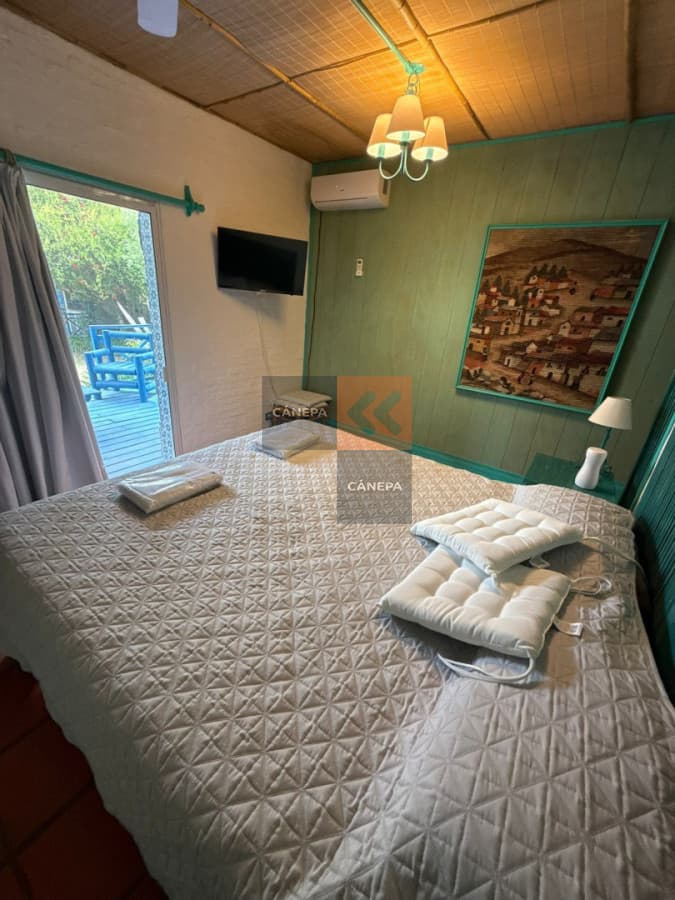Casa en Manantiales a la venta
