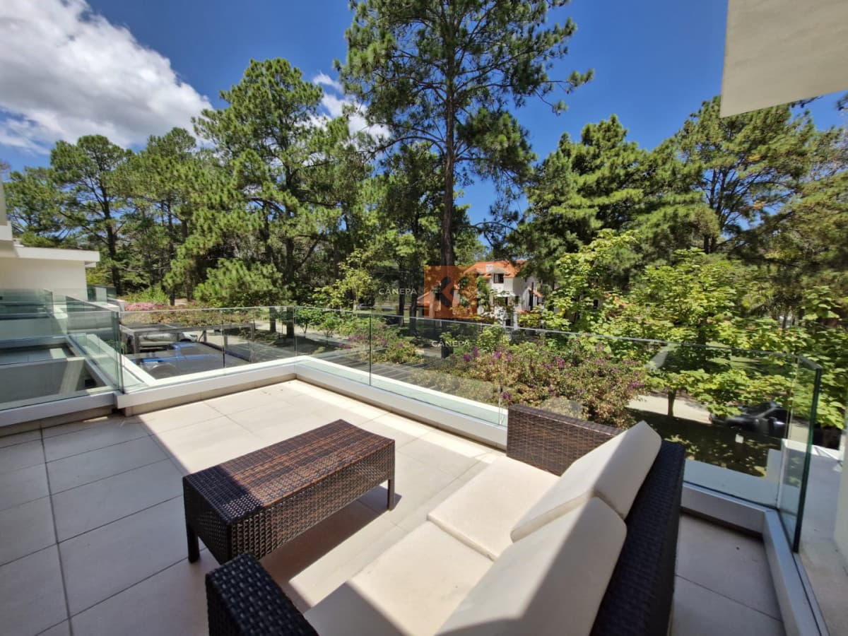 Casa en venta en complejo Solanas