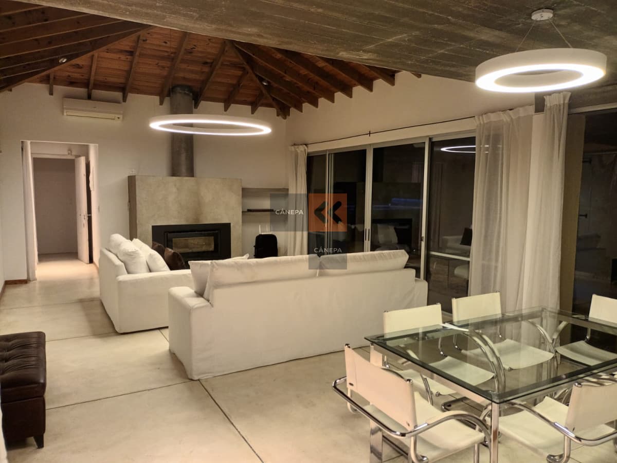Casa en alquiler temporal de 4 dormitorios en suite