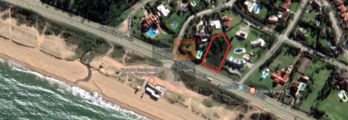 Terreno en la Mansa Frente al Mar