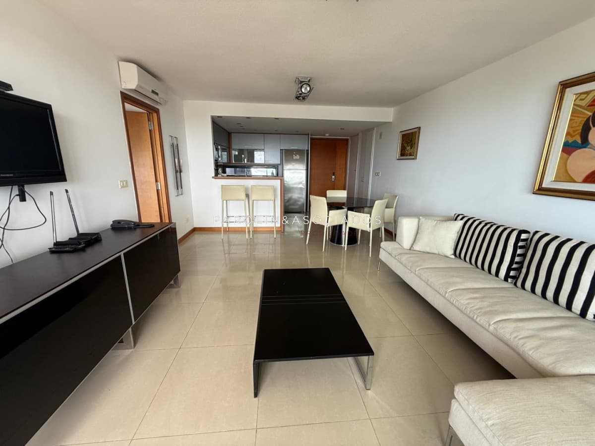 Departamento en Venta en Torre Tressesenta, Punta del Este