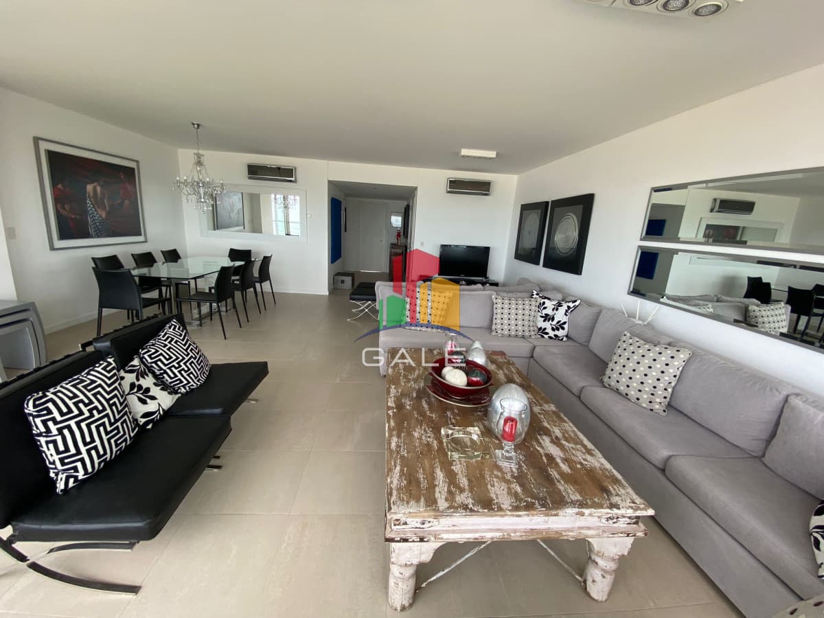 Gale Propiedades & Escribanía Apartamento ID.3210 - LE PARC II