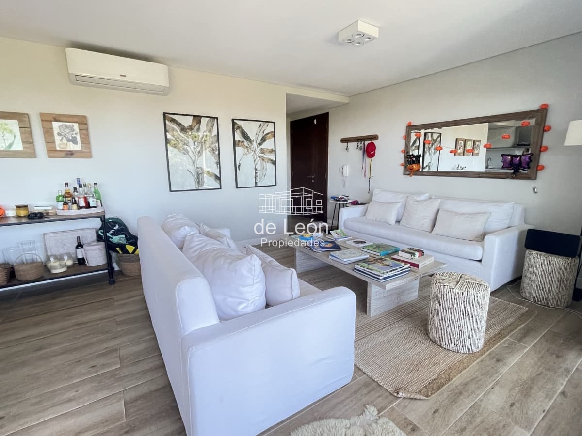 APARTAMENTO EN ALQUILER A PASOS DE LA POSTA DEL CANGREJO 4 DORMITORIOS