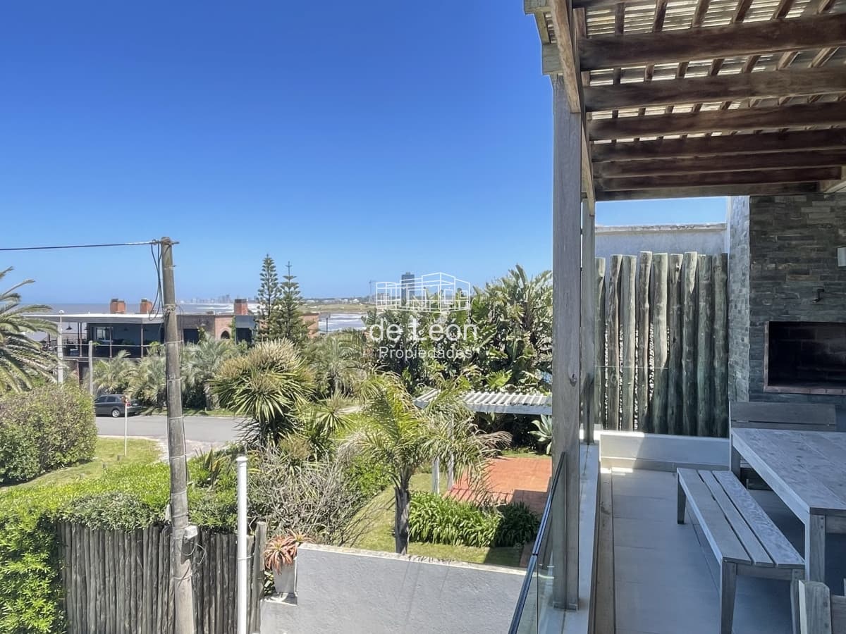 APARTAMENTO EN ALQUILER A PASOS DE LA POSTA DEL CANGREJO 4 DORMITORIOS
