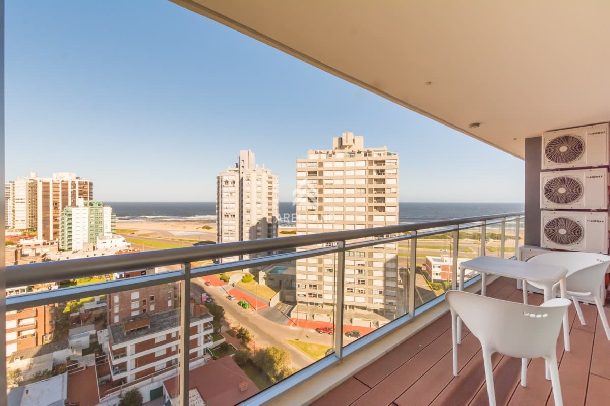 Apartamento ID.4507 - Venta apartamento 3 dormitorios playa brava