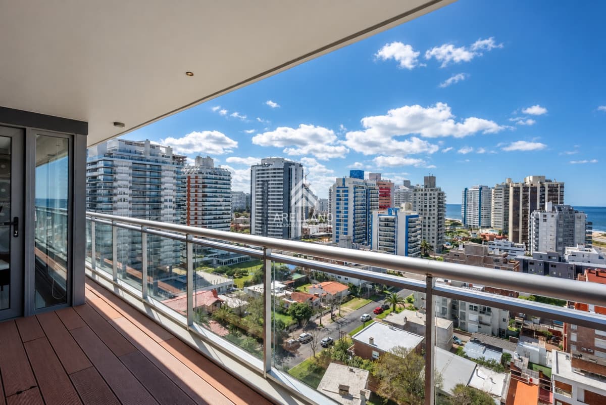 Apartamento ID.4507 - Venta apartamento 3 dormitorios playa brava