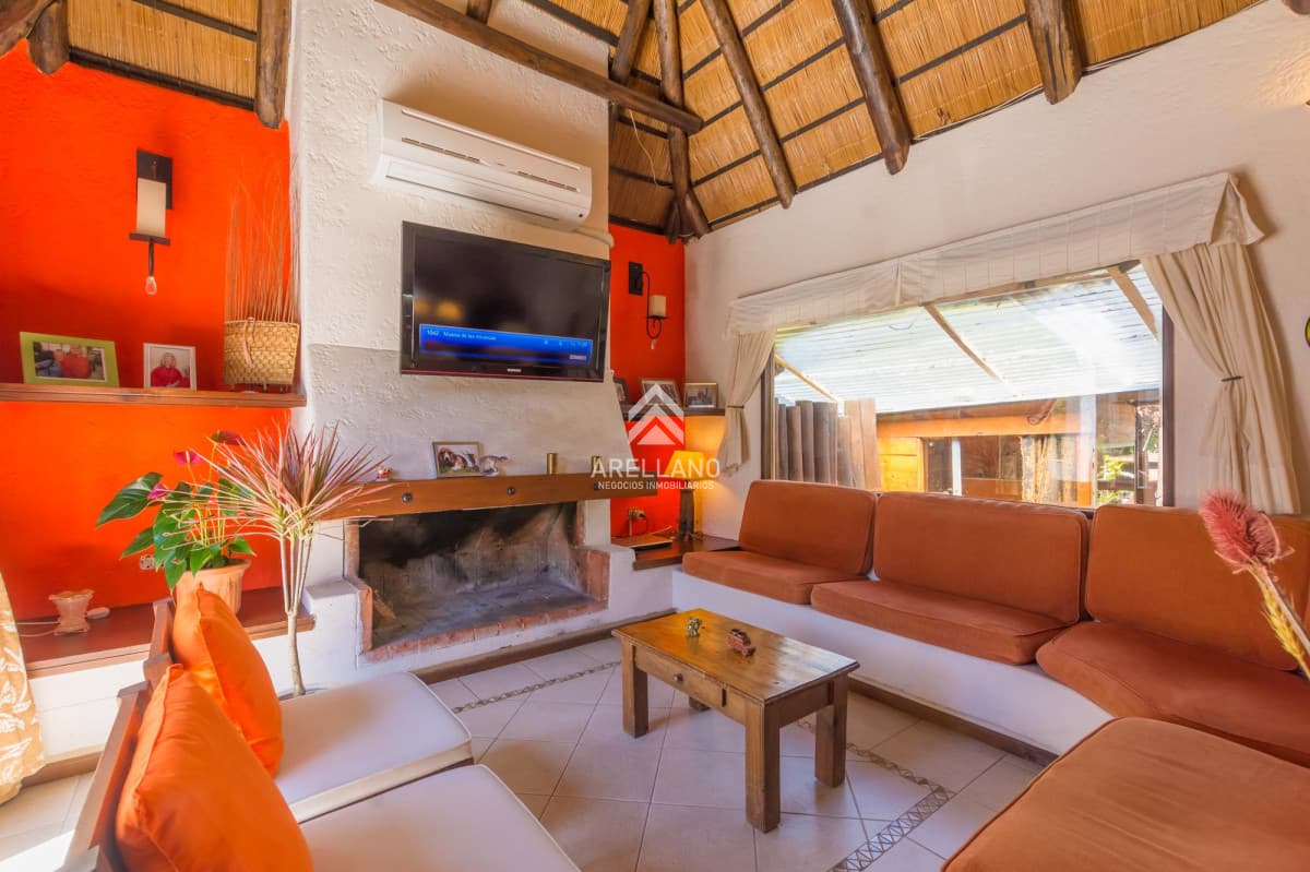 Casa ID.3919 - Venta Casa 4 dormitorios  - Playa Mansa