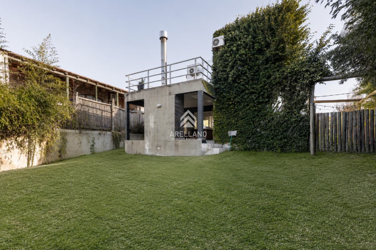 Casa ID.6846 - Casa en venta a una cuadra del mar en Punta Piedras