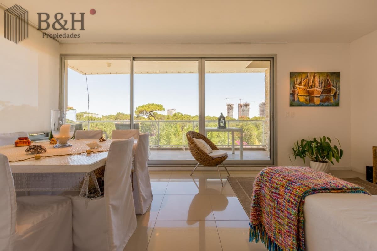 Venta Departamento Penthouse 3 dormitorios Playa Mansa Punta del Este