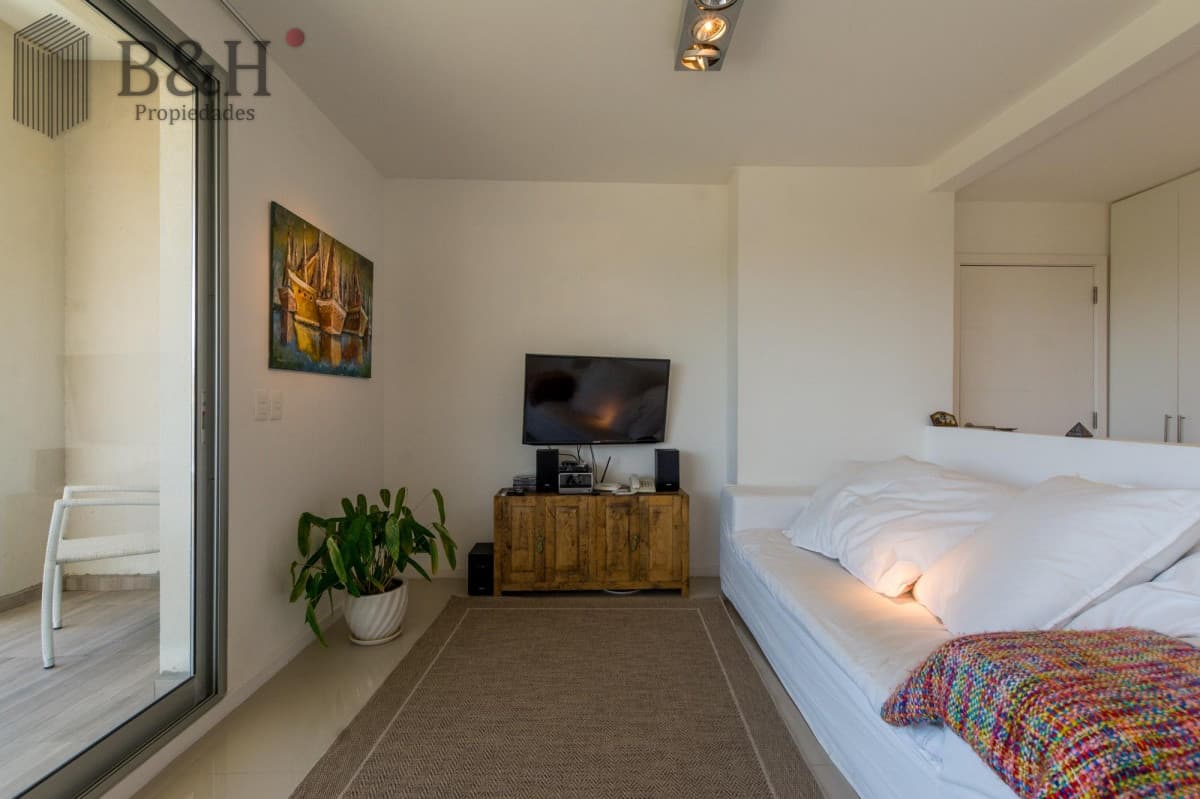 Venta Departamento Penthouse 3 dormitorios Playa Mansa Punta del Este