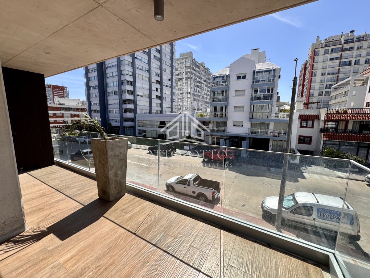 APTO DE 1 DORMITORIO EN PLENO CORAZON DE LA PENINSULA