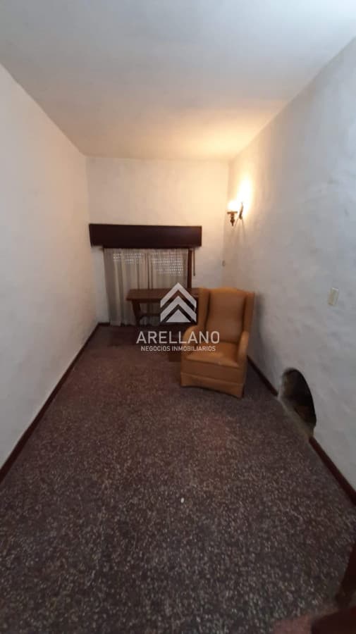 Casa ID.6946 - Ideal Inversores - Casa en venta para reciclar con posibilidad de dos rentas.