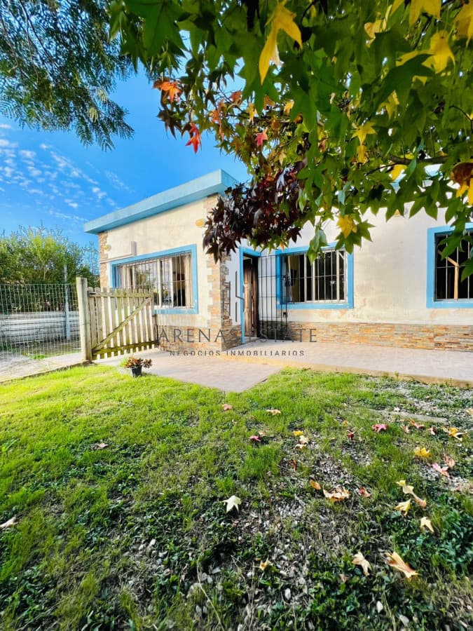 Casa ID.4253 - Venta de hermosa y solida casa en La Fortuna.