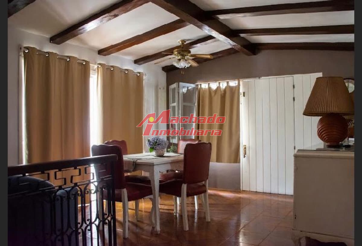 En venta casa de 4 dormitorios, Pinares Punta del Este