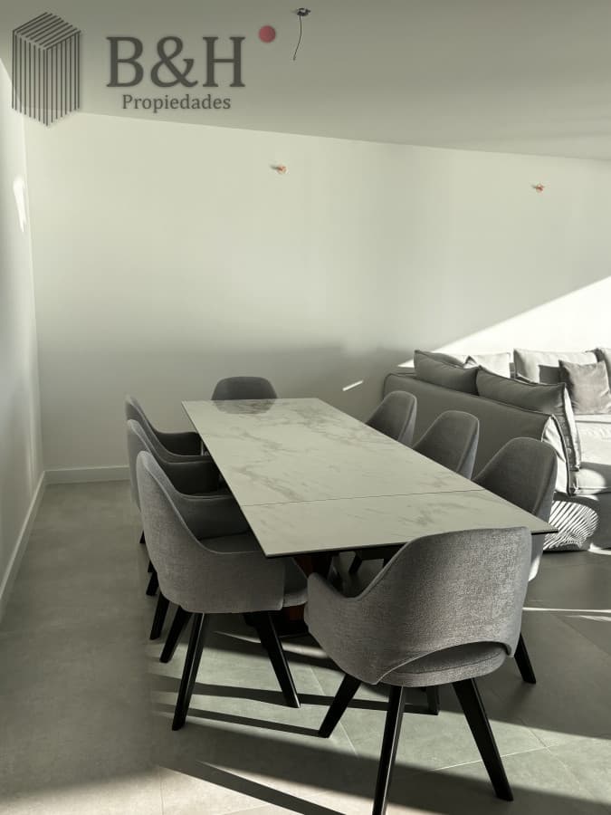 En venta departamento de 3 dormitorios Playa Mansa