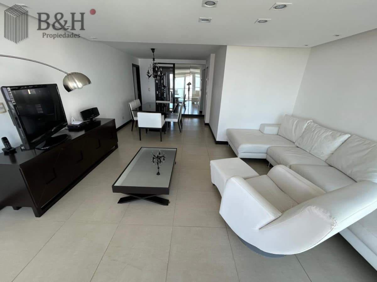 Venta Apartamento 3 Dormitorios Playa Mansa Punta del Este