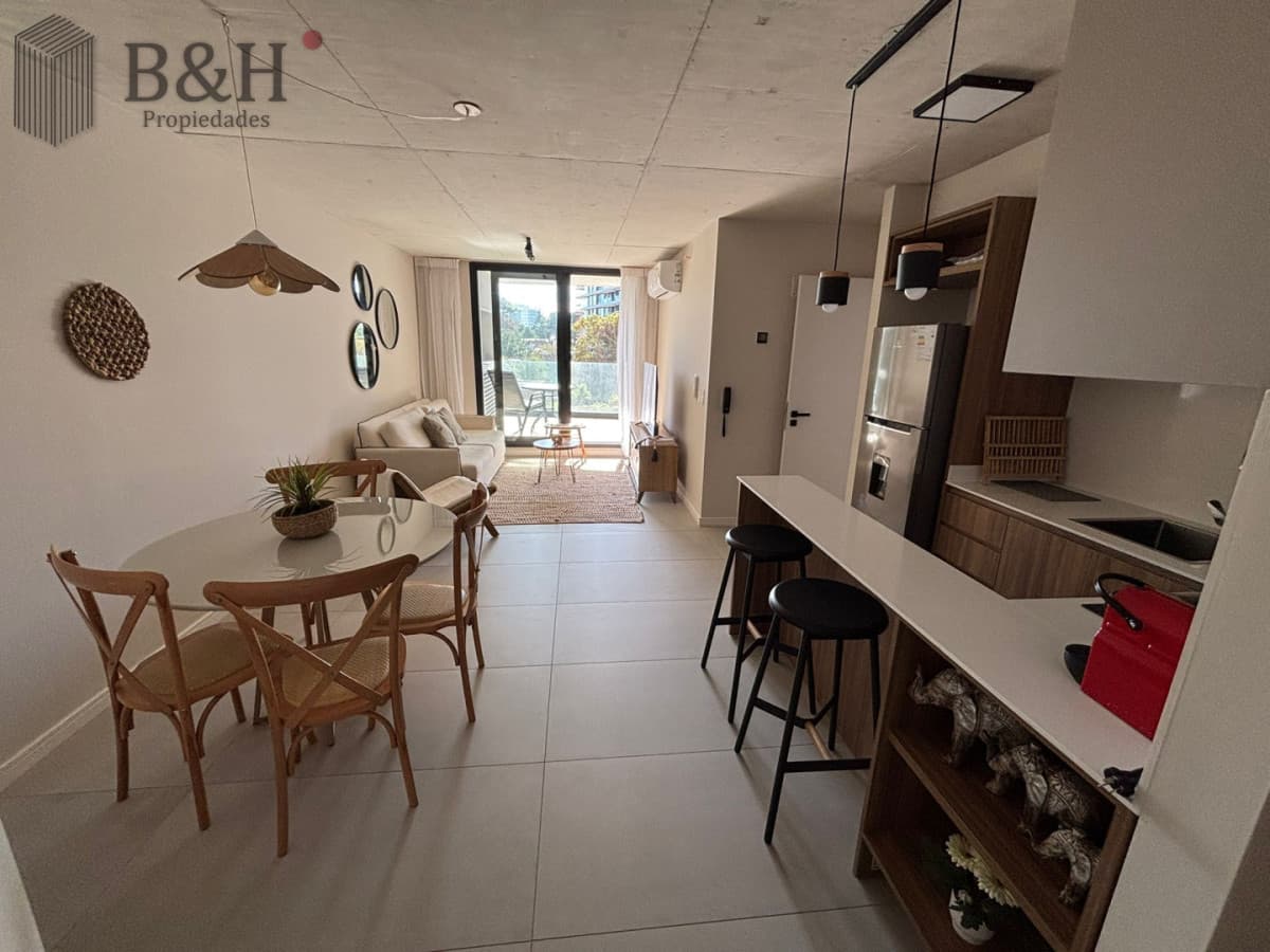 Espectacular apartamento en torre con todos los servicios