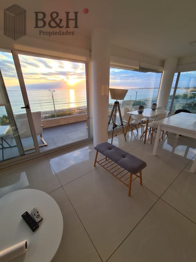 Apartamento en alquiler Anual primera linea de la mansa