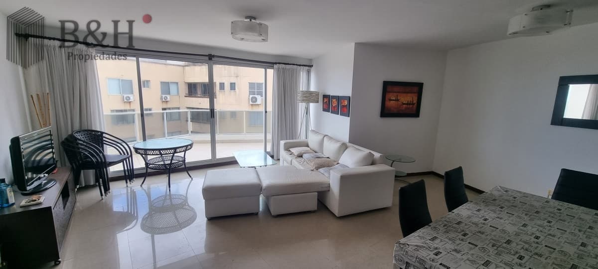 Penthouse de 3 dormitorios con parrillero