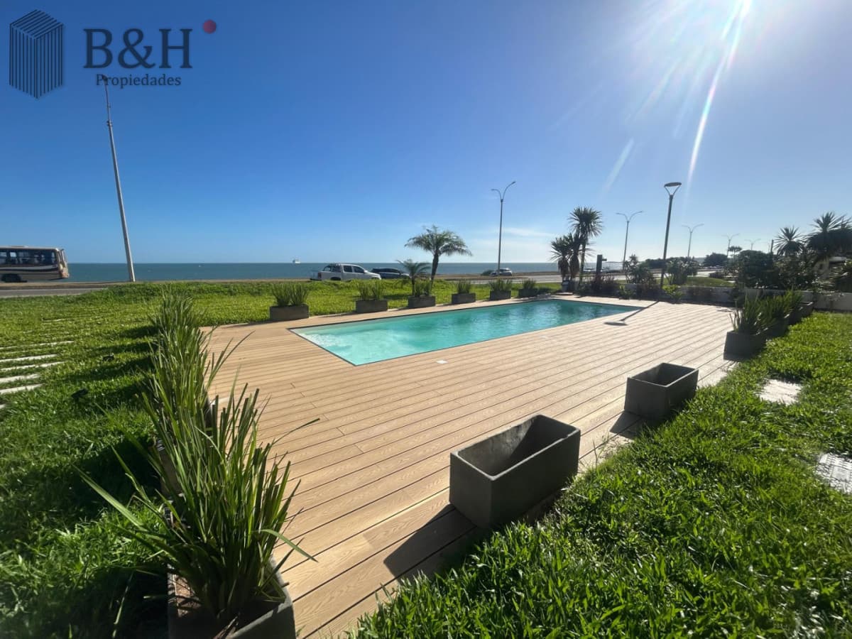 Apartamento de 3 dormitorios en alquiler, Punta del Este