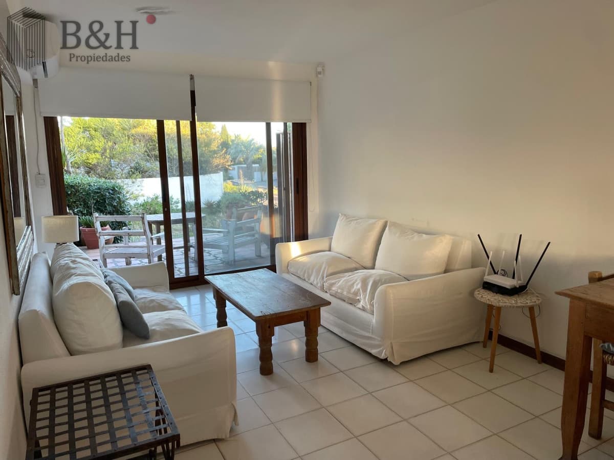 Apartamento de 2 dormitorios en alquiler de temporada