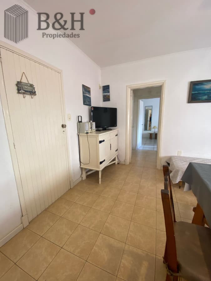 Apartamento de 1 dormitorio en ALQUILER ANUAL, PENINSULA- Punta del este