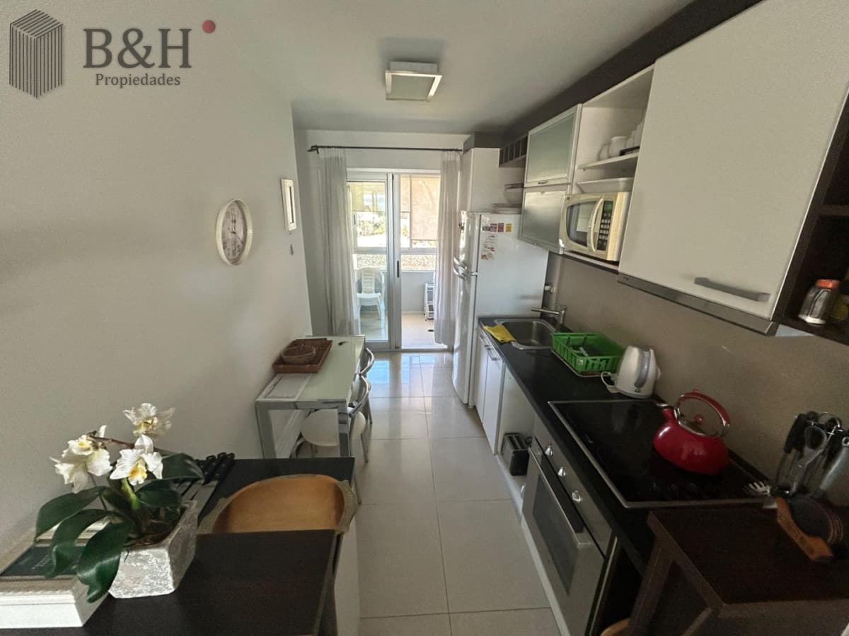 Temporada Apartamento 2 dormitorios Playa Mansa Punta del Este