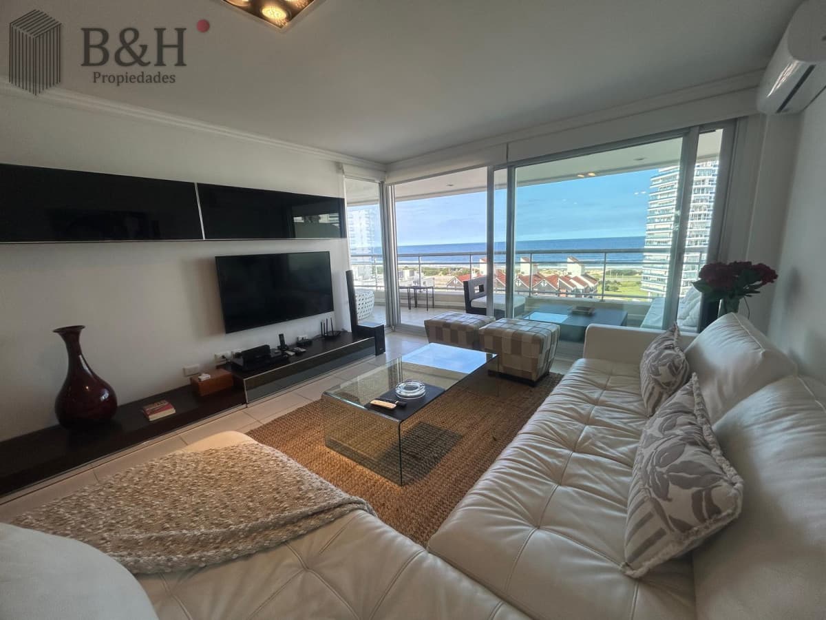 apartamento en venta tres dormitorios brava