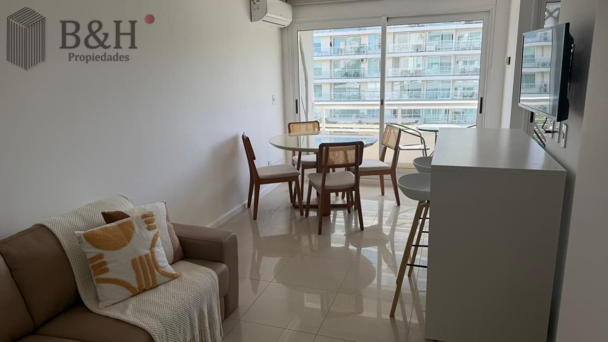 Apartamento de 1 dormitorio en alquiler, Punta del Este