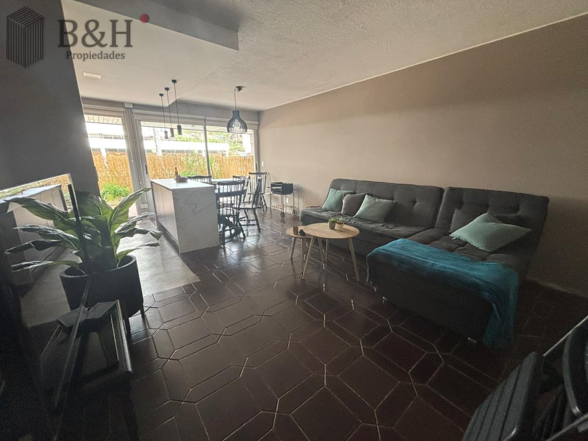 Apartamento de 2 dormitorios