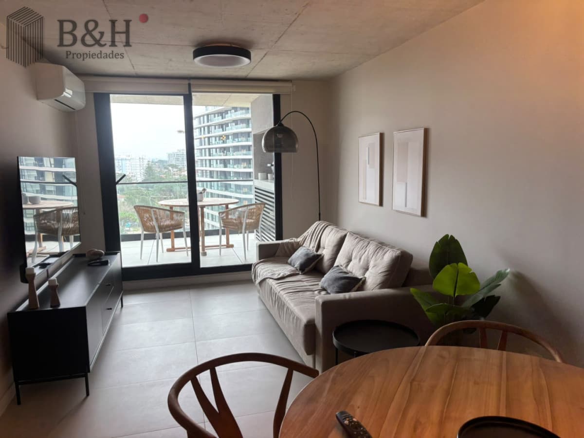 Apartamento en Punta del Este, Brava