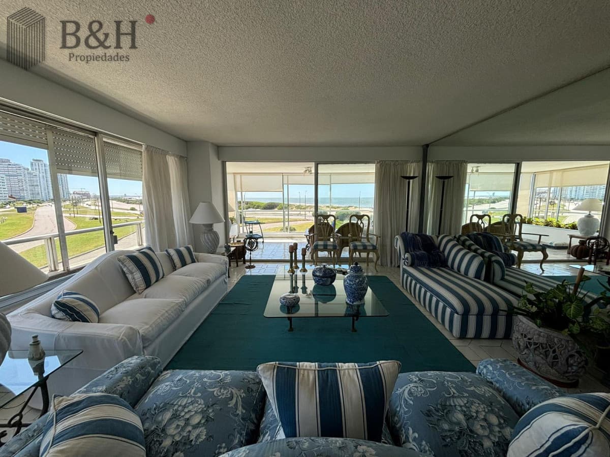 Apartamento de 3 dormitorio a la venta - Brava
