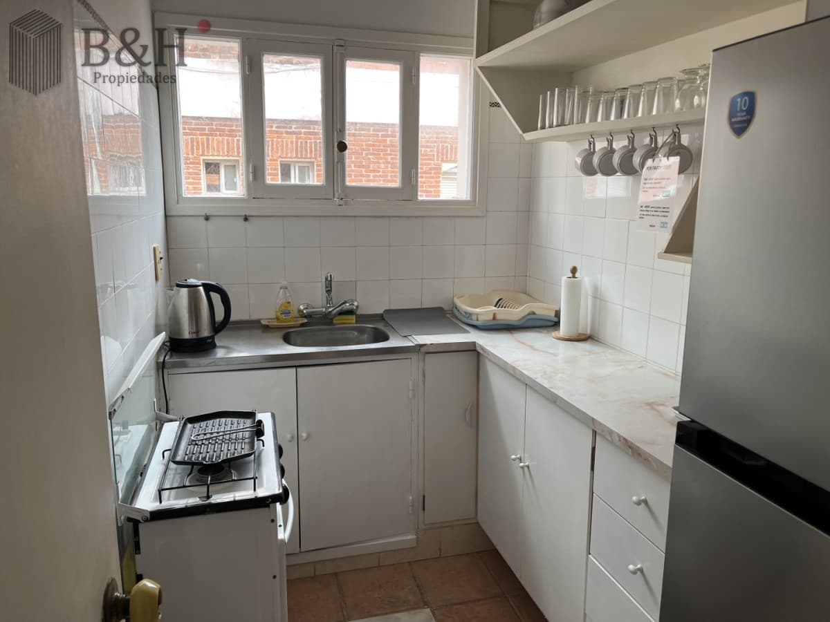 Apartamento en Alquiler Peninsula - 1 Dormitorio con Cochera