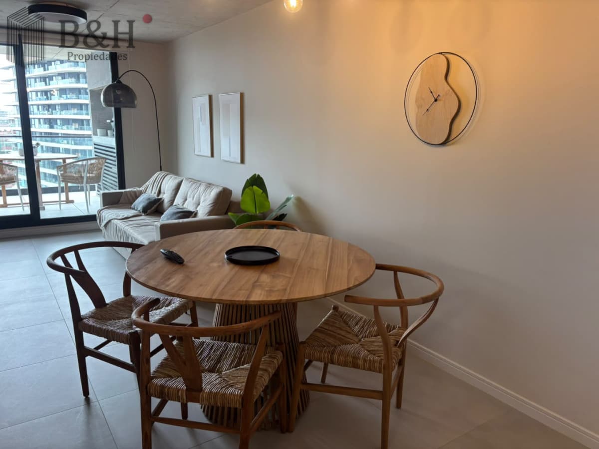 Apartamento en Punta del Este, Brava
