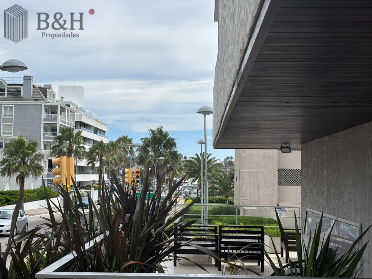 Apartamento de 2 dormitorios
