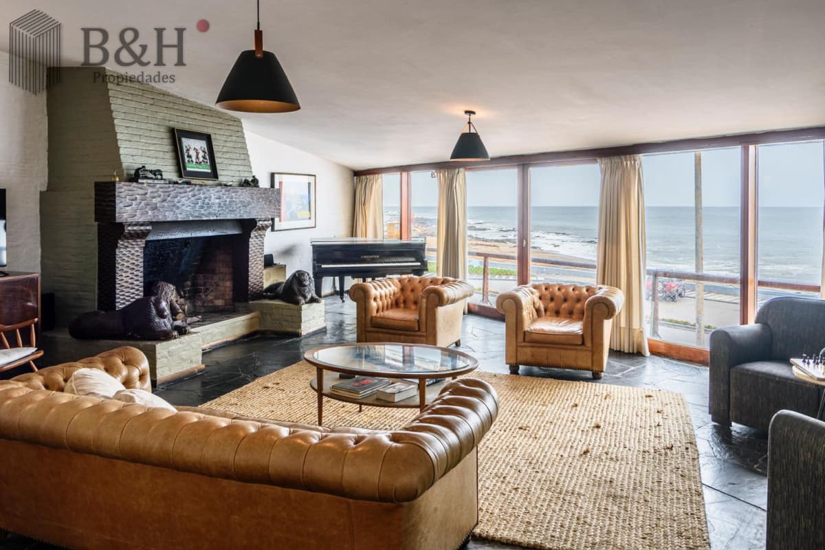 Venta Casa 5 dormitorios Península con Vista al Mar y Garaje