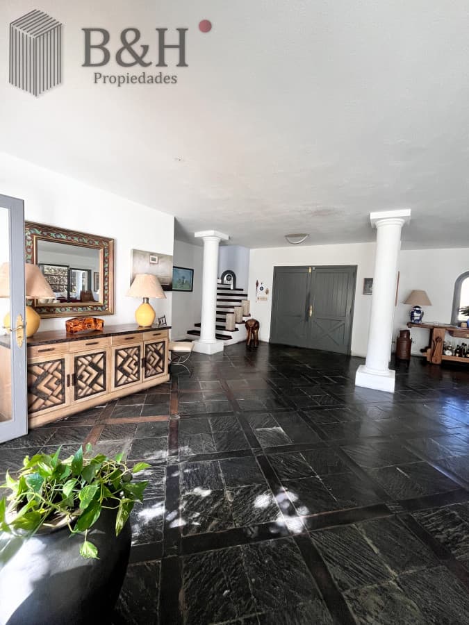 Casa de 5 dormitorios en venta, Punta del Este