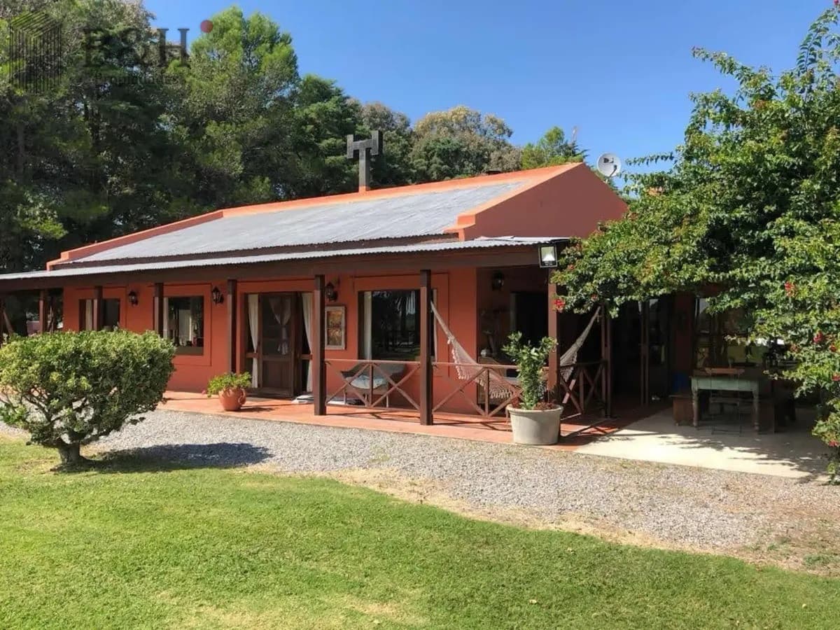 Se vende hermosa chacra en colonia de 0.5 has