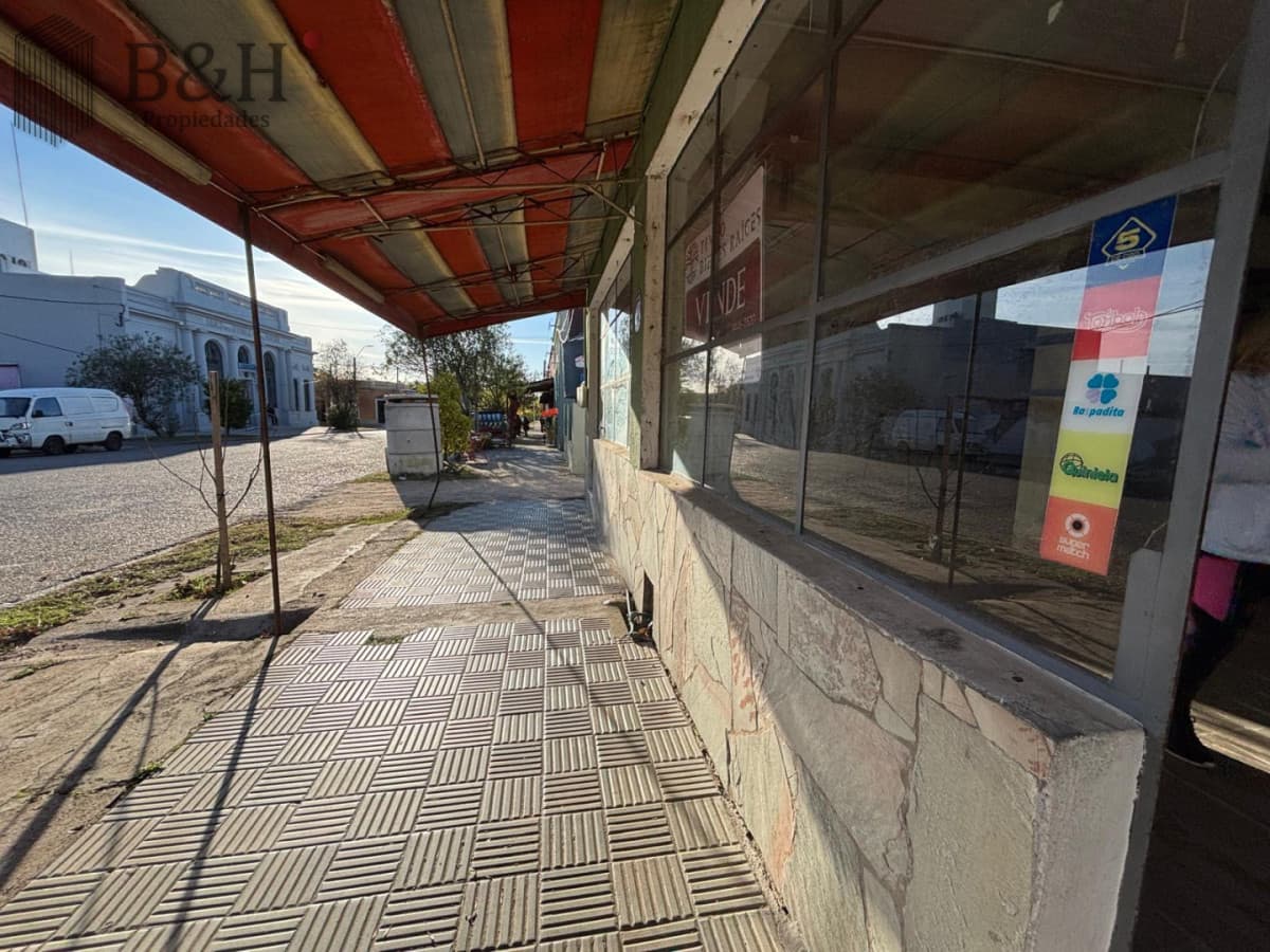 LOCAL A LA VENTA EN AIGUA