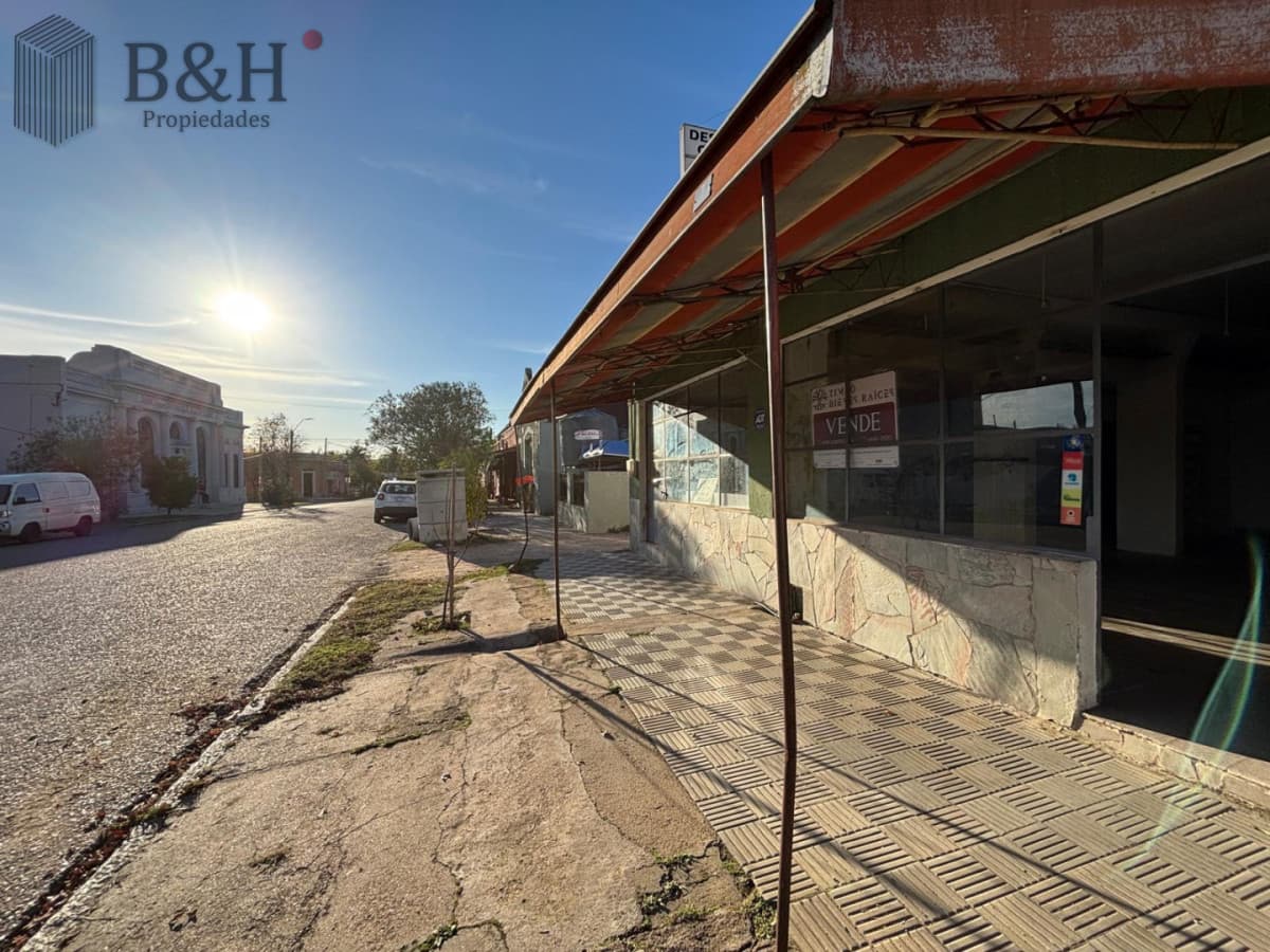 LOCAL A LA VENTA EN AIGUA