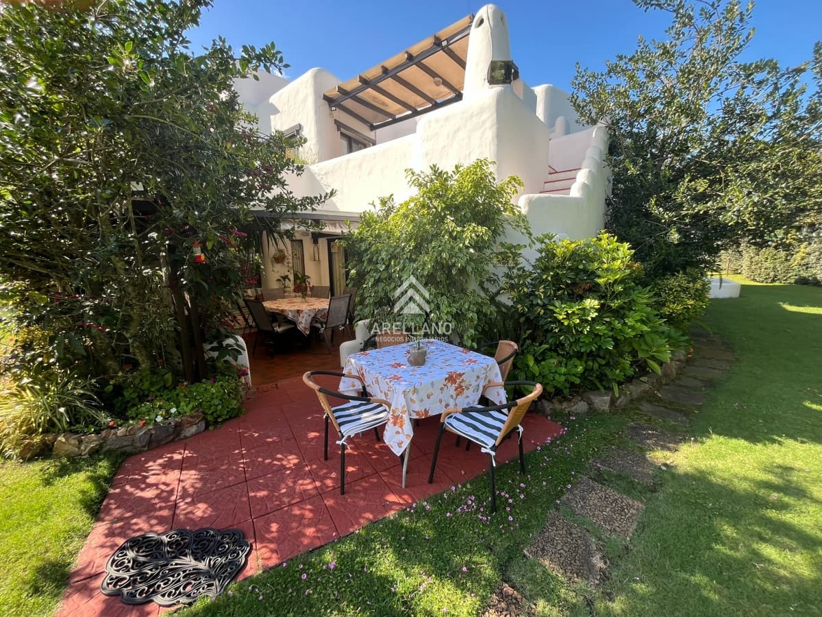 Casa ID.6416 - Venta Casa 3 dormitorios en Punta Ballenas Solanas
