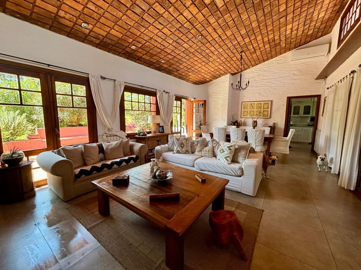 Casa ID.4499 - Casa a la venta en San Rafael