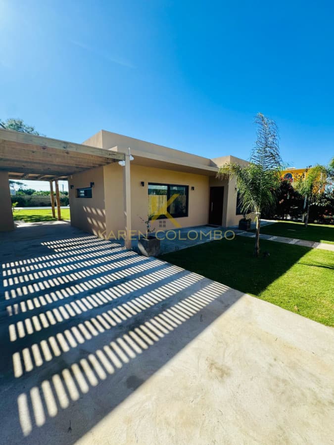 Casa Balneario en alquiler anual