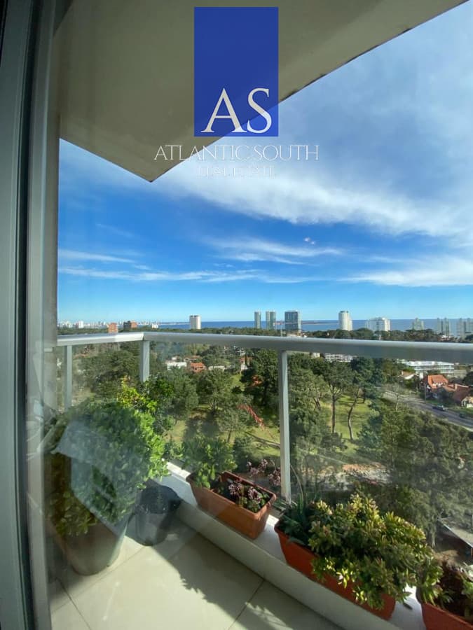 Apartamento moderno 3 dormitorios con vista al mar Punta del Este
