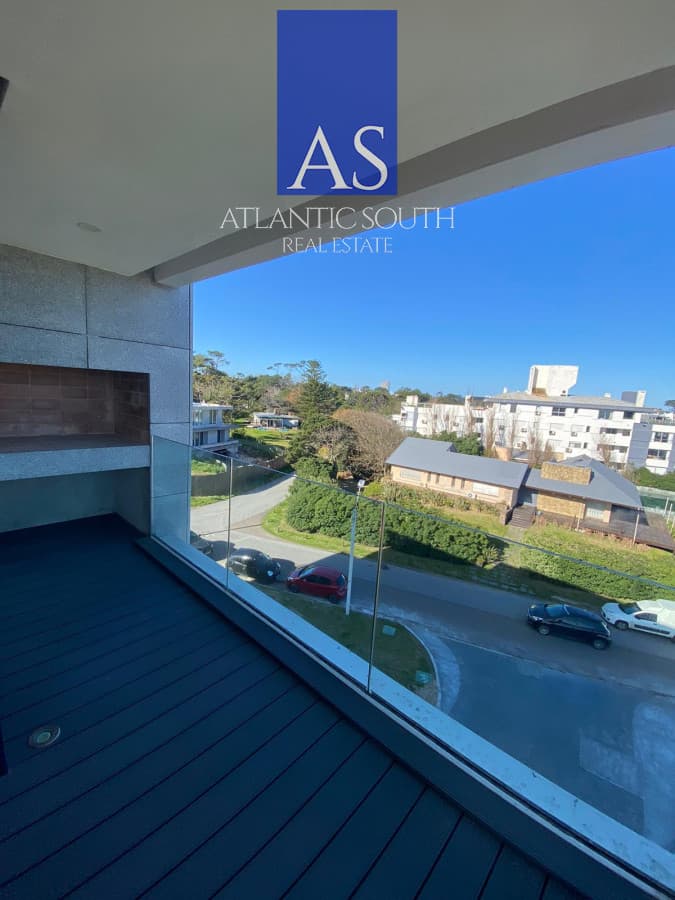 Espectacular apartamento 3 domritorios en primera linea frente al mar Playa Mansa